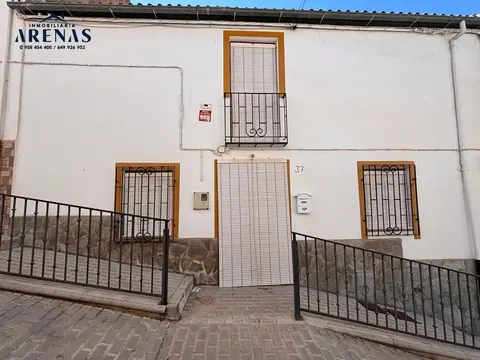 Casa en venta en Alomartes