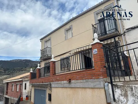 Casa en venta en Íllora