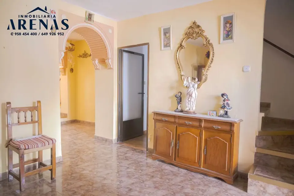 Casa en venta en Íllora — foto 1 de 12