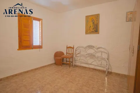 Casa en venta en Íllora — foto 9 de 12