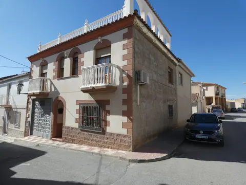 Casa en venta en Pinos Puente