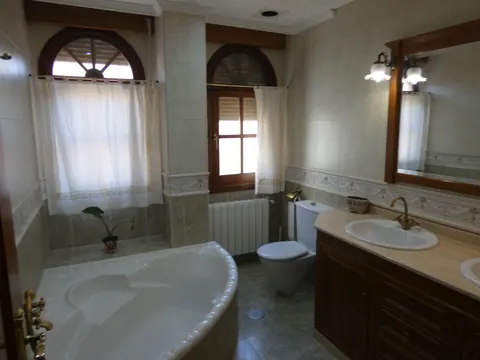 Casa en venta en Pinos Puente — foto 8 de 10