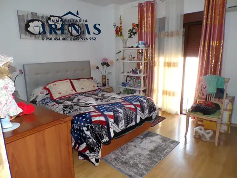 Casa en venta en Pinos Puente — foto 3 de 11