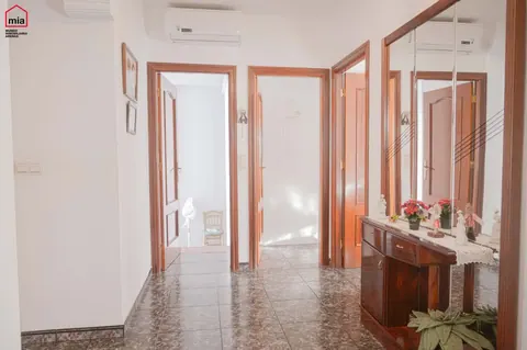 Casa en venta en Tocón — foto 2 de 20