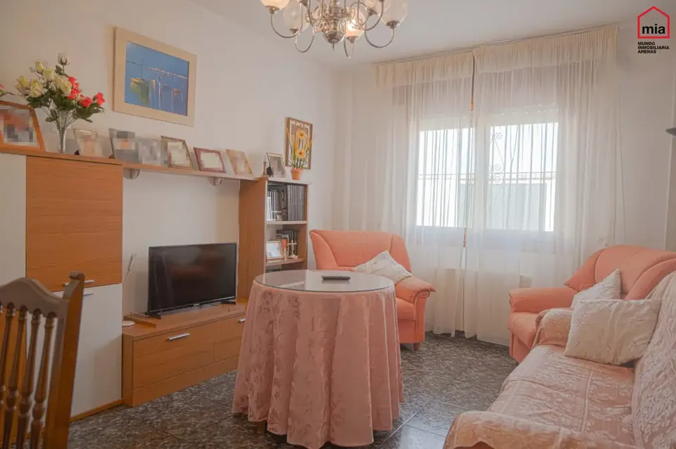 Casa en venta en Tocón — foto 3 de 20