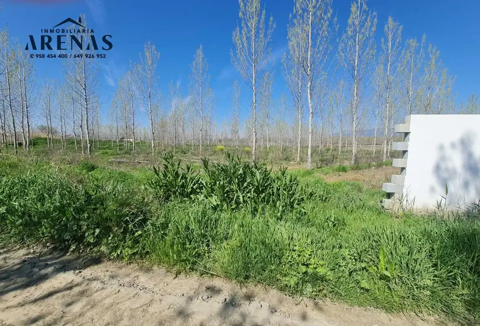 Finca en venta en Fuente Vaqueros — foto 1 de 1