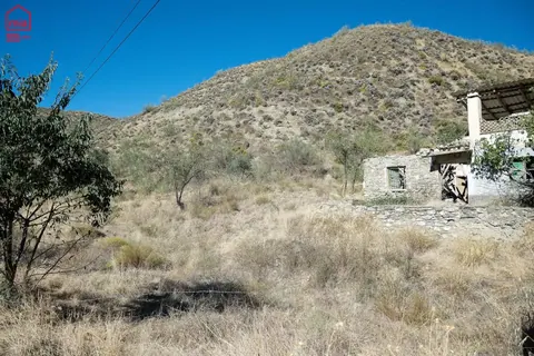 Finca en venta en Pinos Genil