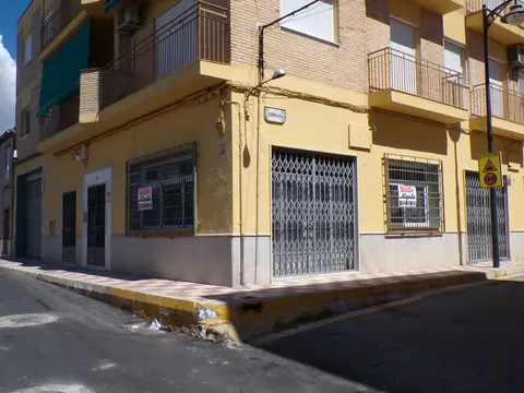 Local comercial en alquiler en Pinos Puente — foto 11 de 13