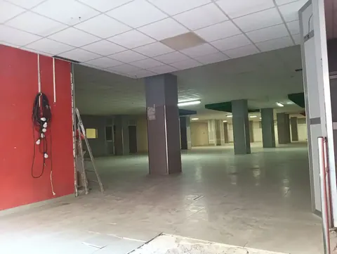 Local comercial en alquiler en Pinos Puente