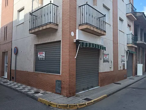Local comercial en venta en Fuente Vaqueros — foto 2 de 10