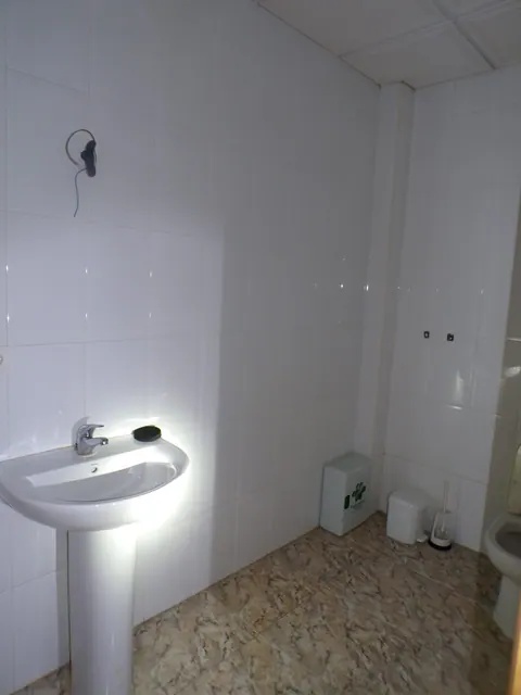Local comercial en venta en Fuente Vaqueros — foto 8 de 10