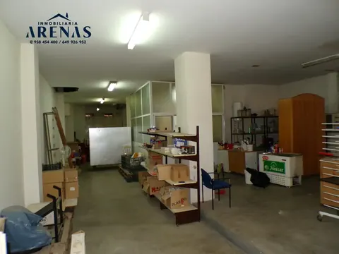 Local comercial en venta en Granada — foto 5 de 8