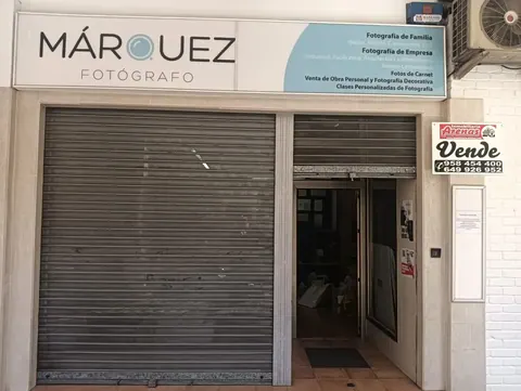 Local comercial en venta en Granada
