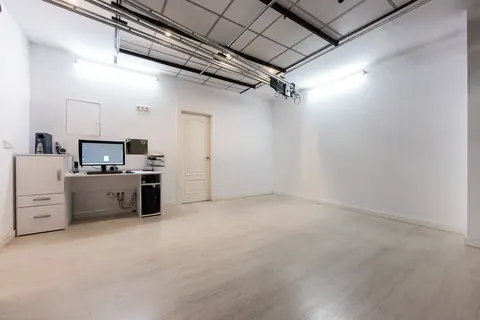 Local comercial en venta en Granada — foto 19 de 21