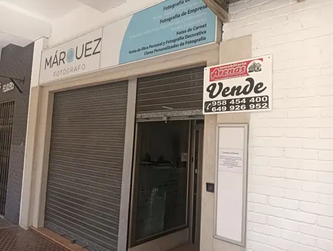 Local comercial en venta en Granada — foto 20 de 21