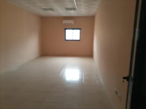 Local comercial en venta en Sierra Elvira — foto 5 de 12