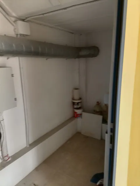 Local comercial en venta en Sierra Elvira — foto 9 de 12