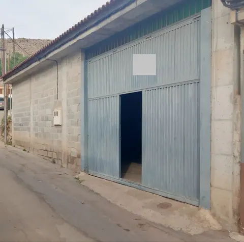 Nave en venta en Pinos Puente