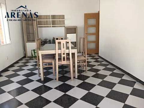 Piso en venta en Pinos Puente — foto 2 de 10
